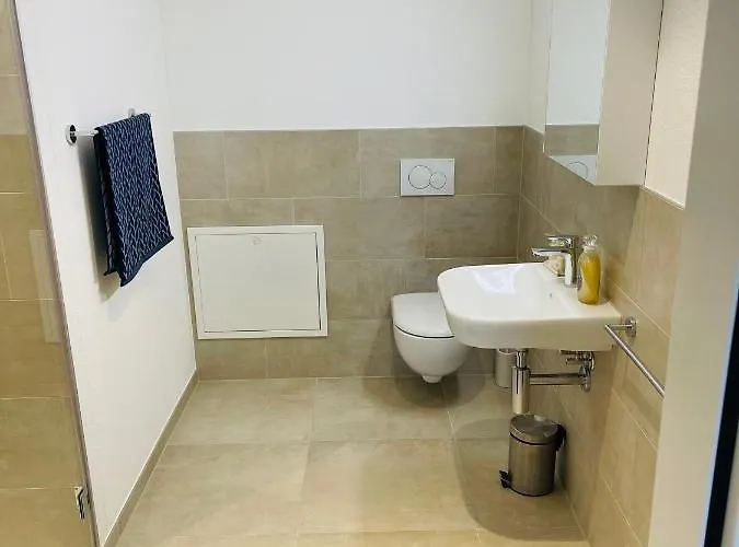 , Free Parking Локарно